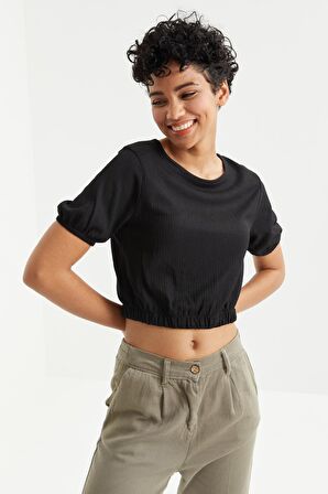 Siyah Balon Kol O Yaka Beli Lastikli Bürümcük Kumaş Kadın Crop Top T-Shirt - 97221 | S