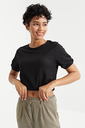 Siyah Balon Kol O Yaka Beli Lastikli Bürümcük Kumaş Kadın Crop Top T-Shirt - 97221 | S