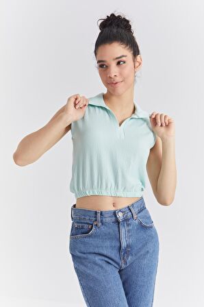Su Yeşili Polo Yaka Beli Lastikli Bürümcük Kumaş Kadın Crop Top T-Shirt - 97223 | L