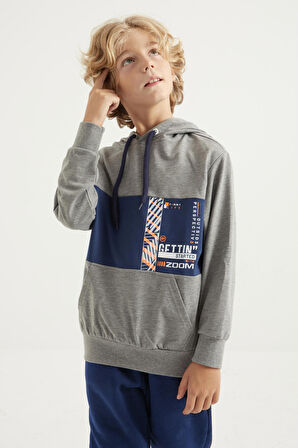 Gri Melanj Nakışlı Kanguru Cepli Kapüşonlu Standart Kalıp Erkek Çocuk Sweatshirt - 11010 | 7-8 Yaş