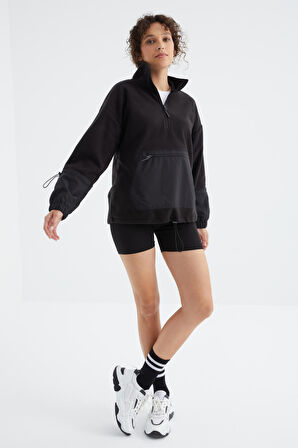 Siyah Etek Ucu Büzgülü Yarım Fermuar Kanguru Cepli Oversize Kadın Sweatshirt - 97238 | M
