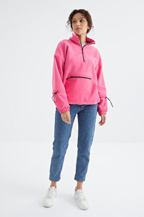 Şeker Pembe Etek Ucu Büzgülü Yarım Fermuarlı Oversize Kadın Polar Sweatshirt - 97238 | M