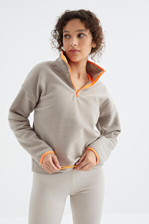 Koyu Bej Yarım Fermuarlı Etek Ucu Büzgülü Dik Yaka Oversize Kadın Polar Sweatshirt - 97234 | L