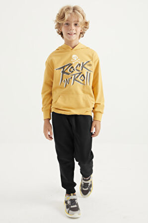 Hardal Yazı Baskılı Kanguru Cepli Kapüşonlu Standart Kalıp Erkek Çocuk Sweatshirt - 11002