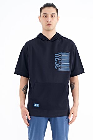 Lacivert Kapüşonlu Baskılı Kanguru Cepli Oversize Erkek T-Shirt - 88196 | S