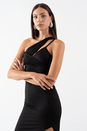 Naomi Tek Kol Yırtmaçlı Uzun Abiye Elbise SİYAH