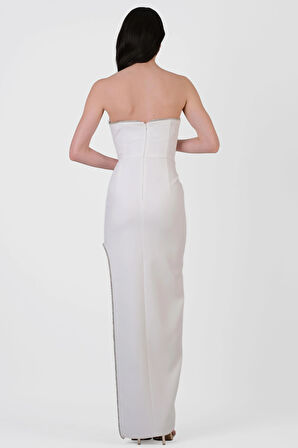 Dunts Straplez Yaka Yırtmaçlı Şerit Taş Detaylı Uzun Abiye Elbise EKRU