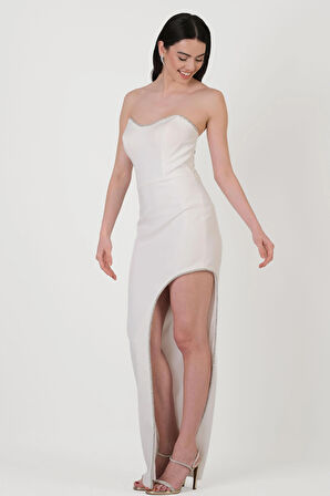 Dunts Straplez Yaka Yırtmaçlı Şerit Taş Detaylı Uzun Abiye Elbise EKRU