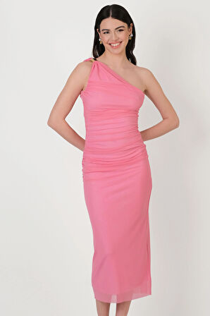 Falchetto Tek Omuz Yanı Büzgülü Midi Abiye Elbise PEMBE