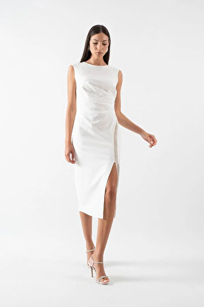 Rainwaterı Yuvarlak Yaka Kolsuz Yırtmaçlı Belden Aşağı Şerit Taş Aksesuar Detaylıı Kısa Abiye Elbise EKRU