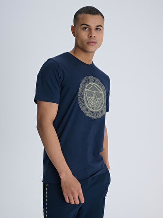 ERKEK TRIBUN NAKIŞ LOGOLU TSHIRT