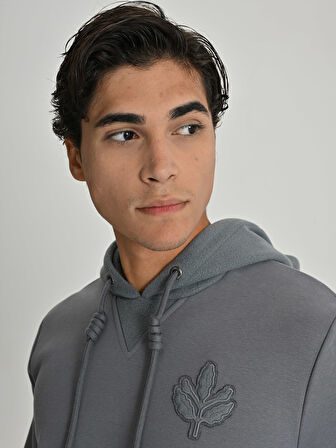 ERKEK TREND KOL DETAYLI SWEAT