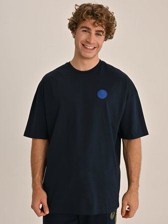 ERKEK TRIBUN BANT DETAYLI TSHIRT