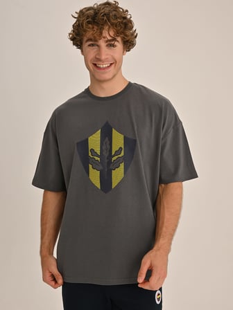 ERKEK TRIBUN ÇUBUKLU ARMA TSHIRT