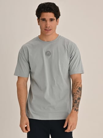 ERKEK TRIBUN YAZI DETAYLI TSHIRT