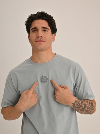 ERKEK TRIBUN YAZI DETAYLI TSHIRT