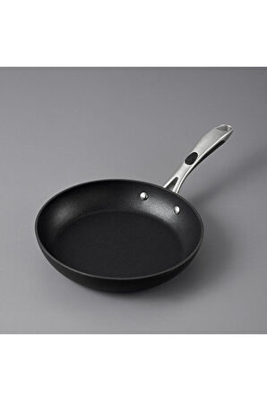 Jumbo 24 Cm New Moment Diamond Tava Siyah İndüksiyon