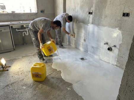 İzogin İzobariyer Su ve Nem Bariyeri (Beyaz Membran) Mutfak, Banyo ve Havuz Seramik Altı 5 kg (10-12 mt)