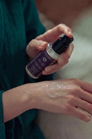 DENSA Essential %10 C Vitamini Serum 50 ml | Ascorbic Asit, Hyalüronik Asit, Aloe | Aydınlatıcı & Leke Karşıtı