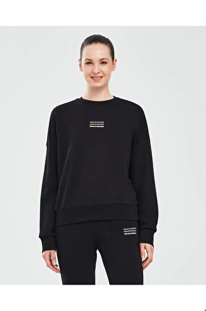 Skechers S232241-001 W Essential Crew Neck Kadın Sweatshirt