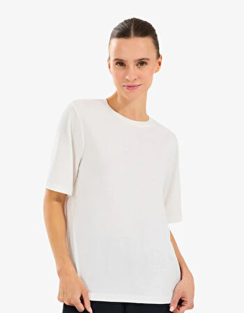 Skechers W Lounge Regular Crew Neck Kadın T-Shirt