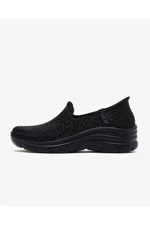 Skechers 896414TK-BBK Siyah Kadın Günlük Spor Ayakkabı