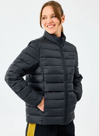 Skechers W Essential Outerwear Padded Jacket S231240-3817 Kadın Mont