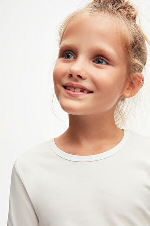 Ekru Basic Mevsimlik Likralı Uzun Kollu Kız Çocuk Tişört