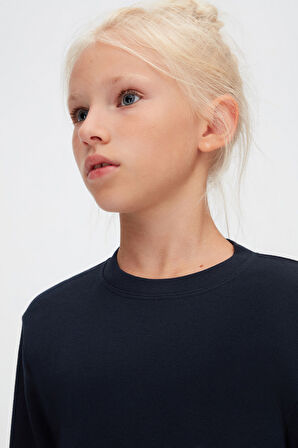 Koyu Lacivert Basic Kışlık Sıfır Yaka Uzun Kollu Kız Çocuk Tişört