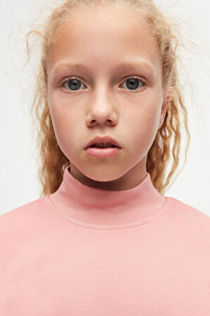 Koyu Pudra Basic Kışlık Yarım Balıkçı Yaka Uzun Kollu Kız Çocuk Tişört