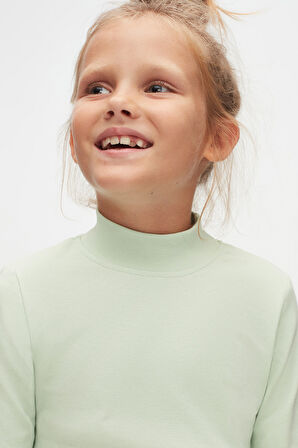 Soft Yeşil Basic Kışlık Yarım Balıkçı Yaka Uzun Kollu Kız Çocuk Tişört