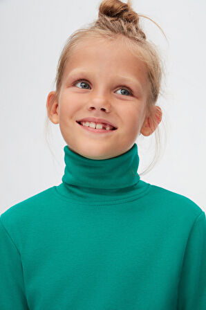 Koyu Yeşil Basic Kışlık Tam Balıkçı Yaka Uzun Kollu Kız Çocuk Tişört