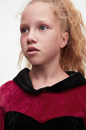 Siyah Kırmızı Kız Çocuk Robalı Kadife Takım