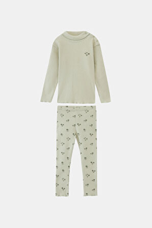 Açık Çağla Yeşil Çiçek Baskılı Kız Çocuk Kaşkorse Alt Üst Takım