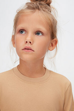 Sütlü Kahve Basic Kışlık Sıfır Yaka Uzun Kollu Kız Çocuk Tişört