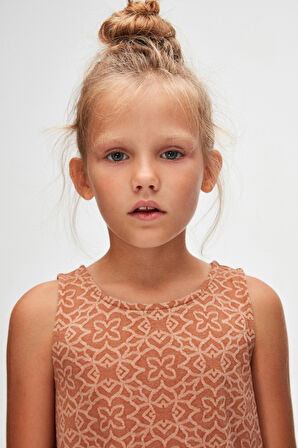 Kahverengi Yonca Desen Kız Çocuk Fırfırlı Çan Etekli Elbise