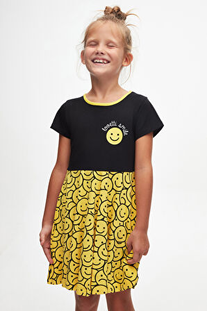 Siyah Gülen Yüz Kız Çocuk Desenli Lovetti Smile Baskılı Kısa Kol Elbise
