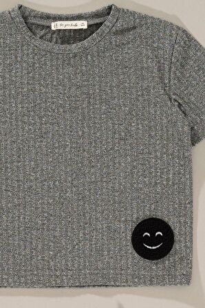 Emoji Detaylı Gri Alt Üst Şort Takım