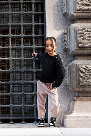 2'li Omuz Düğmeli Bel Fırfırlı Taş Gabardin Pantolon Takım