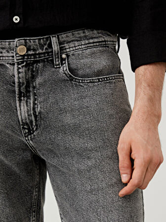 Gri Regular Fit Pamuklu Denim Şort