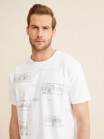 Beyaz Oversize Pamuklu Tişört