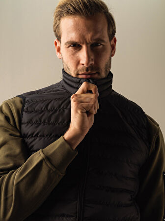 Xint Siyah Regular Fit Şişme Yelek