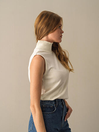 Xint Ekru Regular Fit Basic Kazak