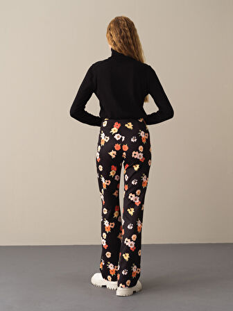 Xint Siyah Regular Fit Basic Kazak