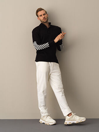 Xint Siyah Dik Yaka Regular Fit Kazak