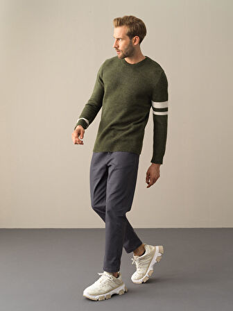 Xint Haki Regular Fit Çizgi Detaylı Kazak