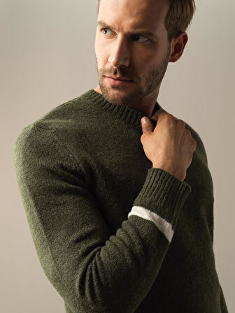 Xint Haki Regular Fit Çizgi Detaylı Kazak