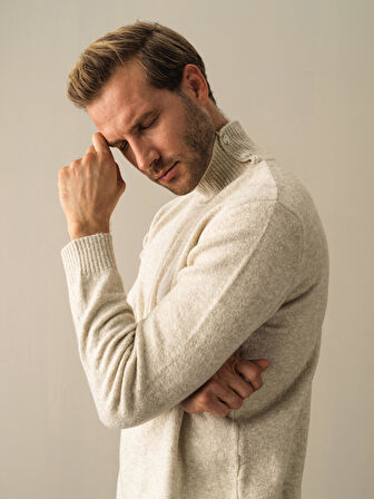 Xint Ekru Yarım Balıkçı Yaka Regular Fit Kazak