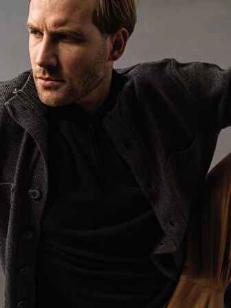 Xint Antrasit Düğmeli Cep Detaylı Hırka