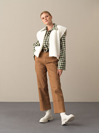 Xint Beyaz Oversize Kuzu Yelek